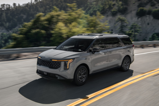 2026 Kia Carnival Hybrid MPV