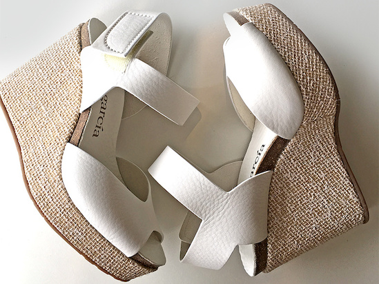 Love a platform wedge when walking by the pool. IMG_2235.JPG